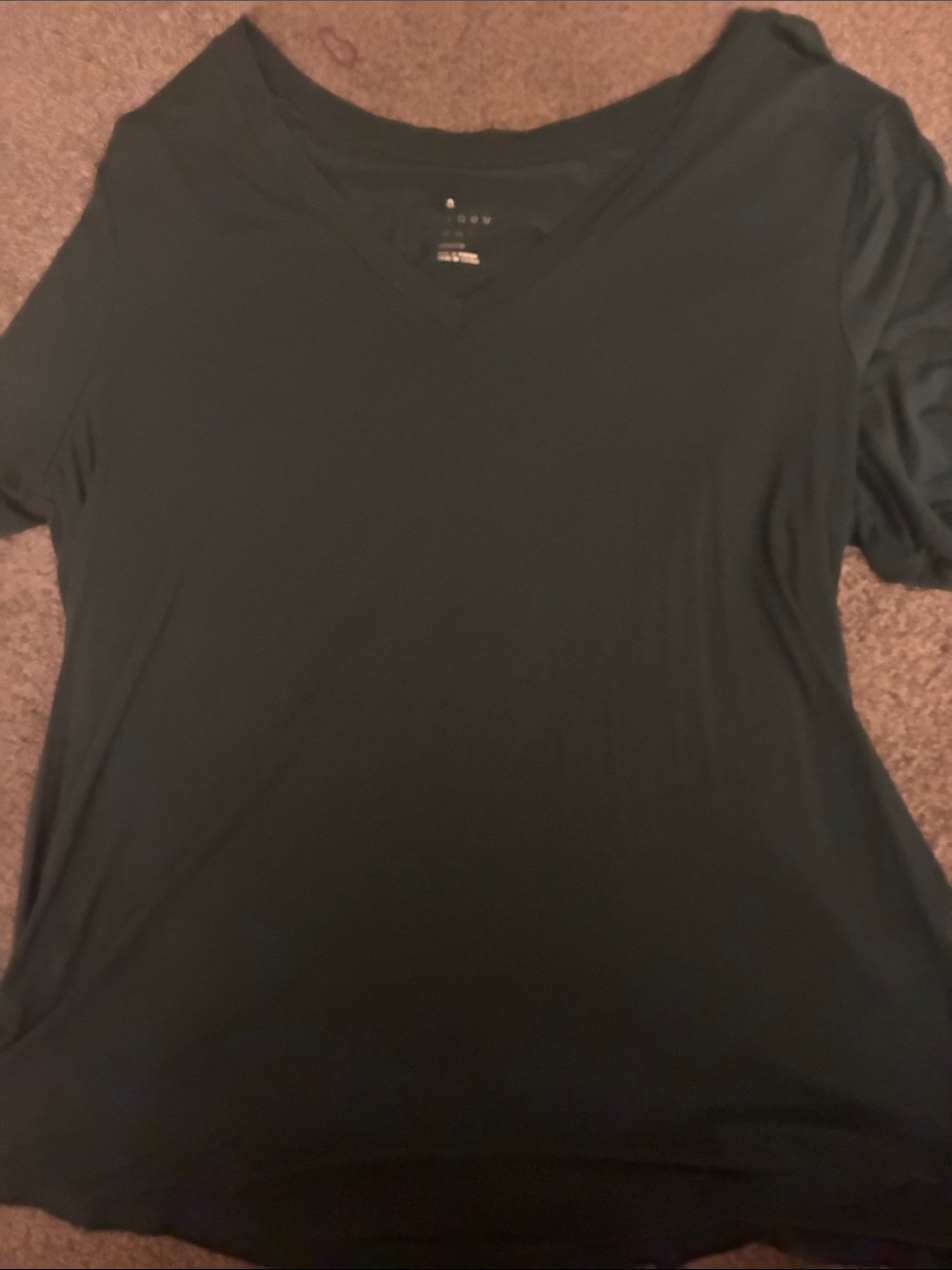V-neck Basic Tee in Dark Green